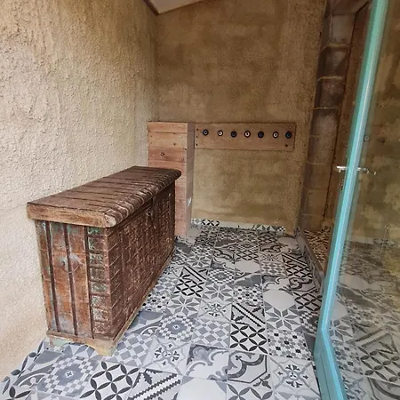 Ferienhaus La Belle Petite Ferme Rosiers De Julliac 19350 *