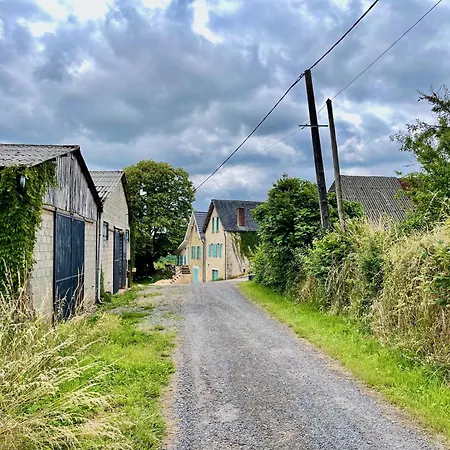 La Belle Petite Ferme Rosiers De Julliac 19350 Ferienhaus *