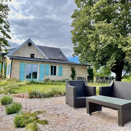 La Belle Petite Ferme Rosiers De Julliac 19350 * Le Bos