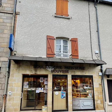 בית נופש La Belle Petite Ferme Rosiers De Julliac 19350 *