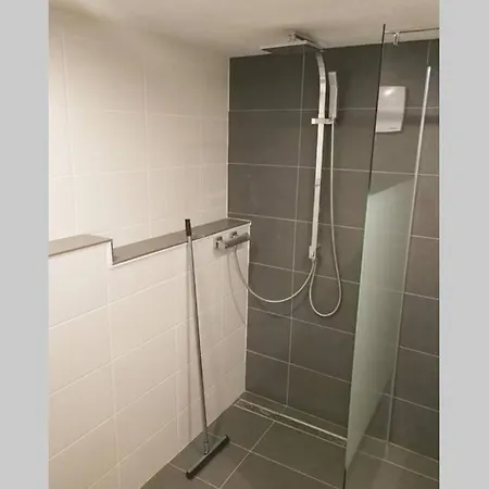 La Belle Petite Ferme Rosiers De Julliac 19350 *