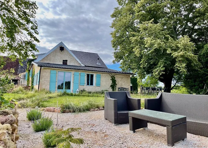 La Belle Petite Ferme Rosiers De Julliac 19350 * Le Bos