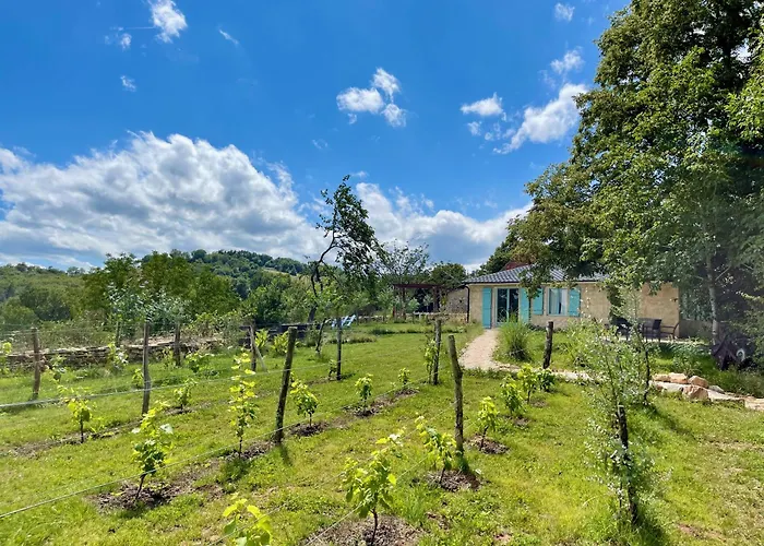 La Belle Petite Ferme Rosiers De Julliac 19350 Hébergement de vacances *